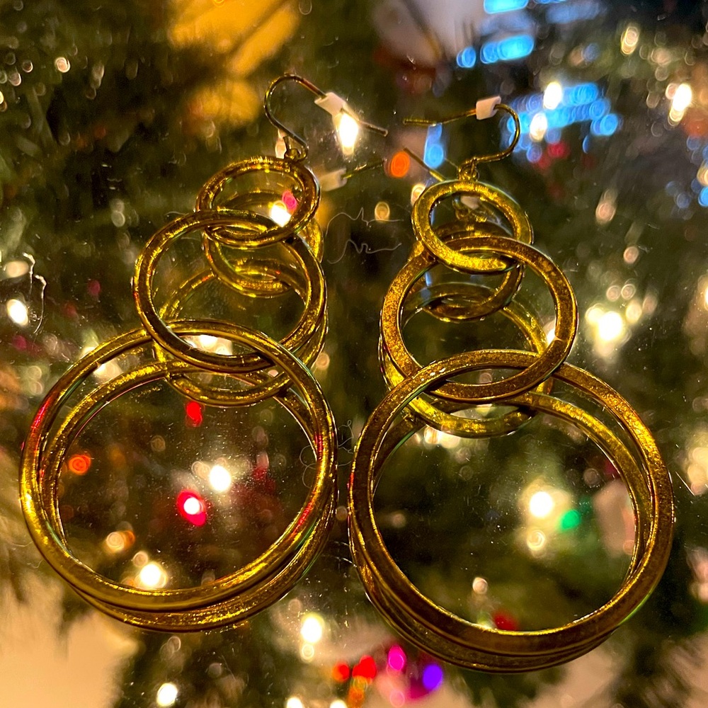 FREE* Retro hoop earrings with any purchase